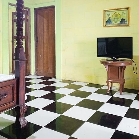 Villa Kampus Near Taman Safari Cisarua Puncak Redpartner 茂物 外观 照片