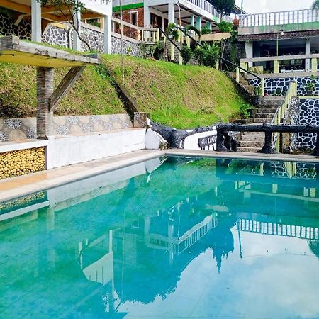 Villa Kampus Near Taman Safari Cisarua Puncak Redpartner 茂物 外观 照片