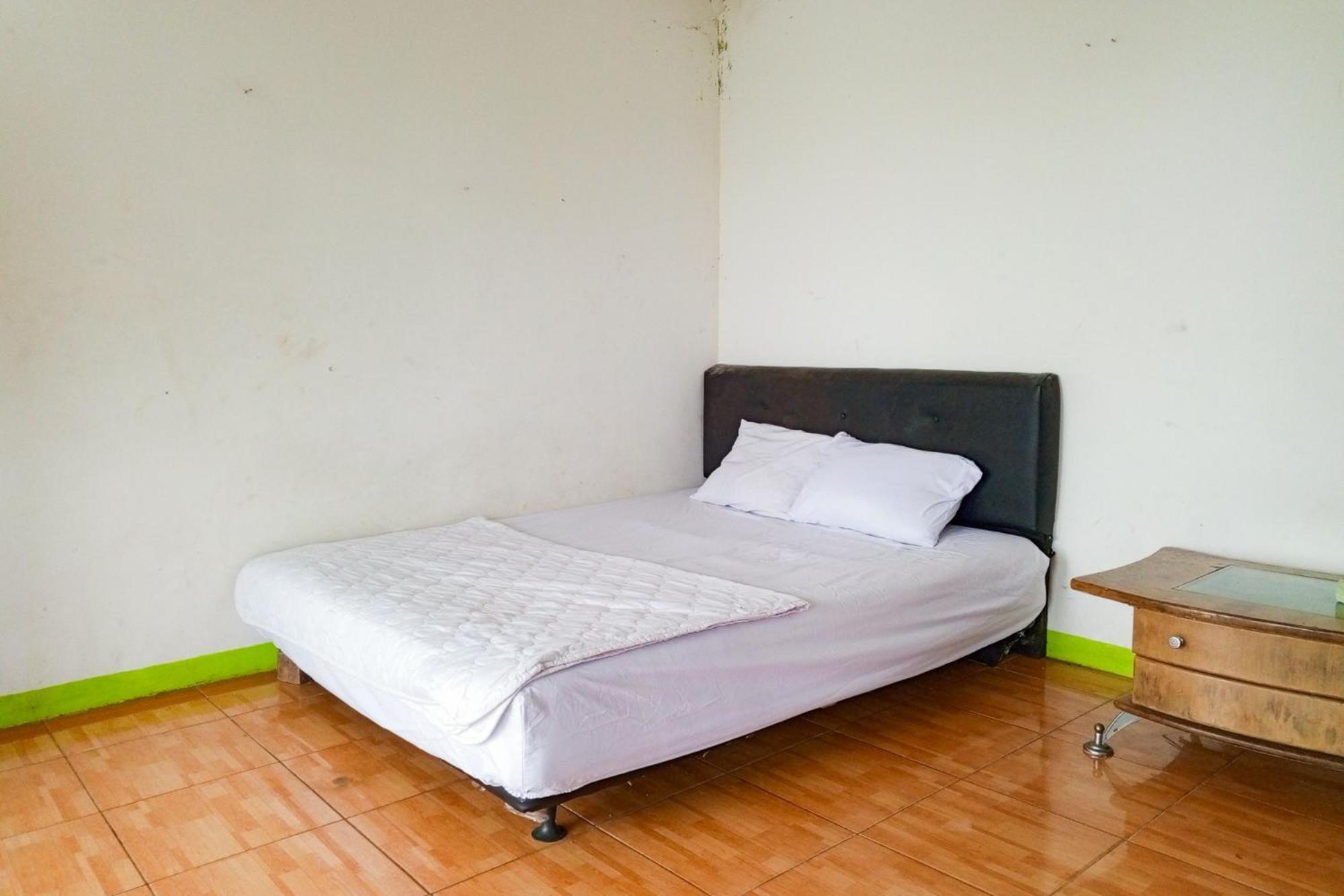 Villa Kampus Near Taman Safari Cisarua Puncak Redpartner 茂物 外观 照片