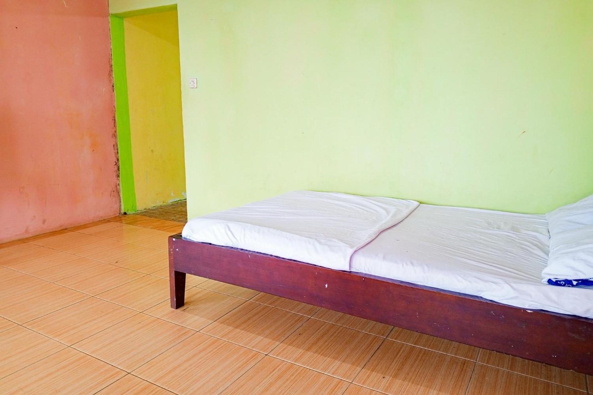 Villa Kampus Near Taman Safari Cisarua Puncak Redpartner 茂物 外观 照片