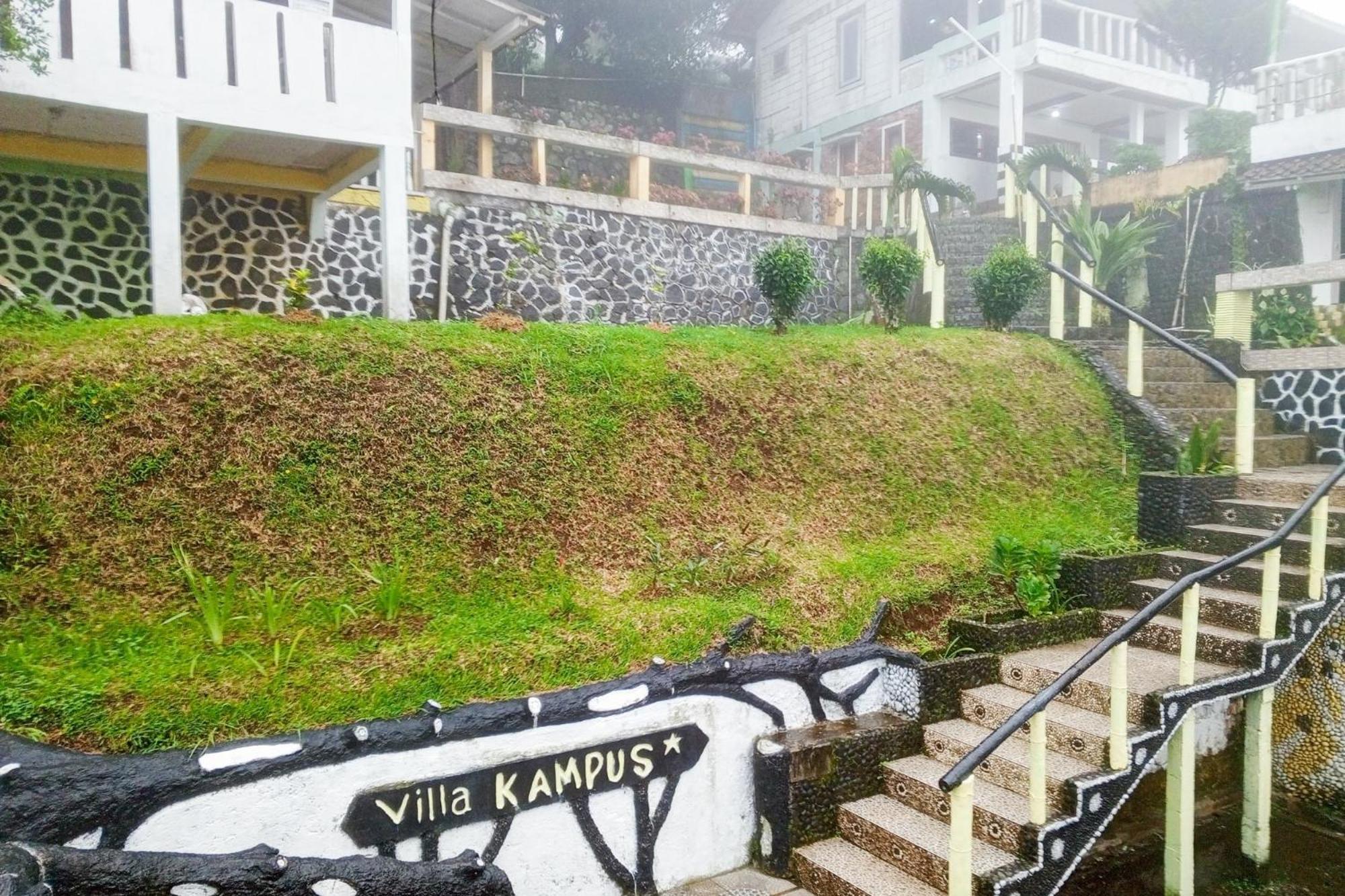 Villa Kampus Near Taman Safari Cisarua Puncak Redpartner 茂物 外观 照片