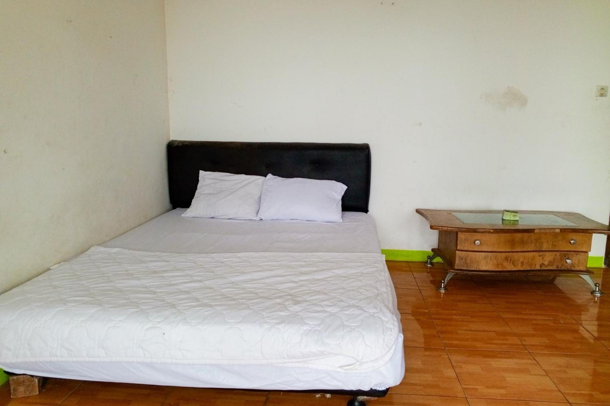 Villa Kampus Near Taman Safari Cisarua Puncak Redpartner 茂物 外观 照片